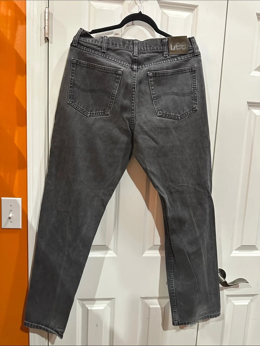 Lee Men's Relaxed Black Jeans size 34x32
